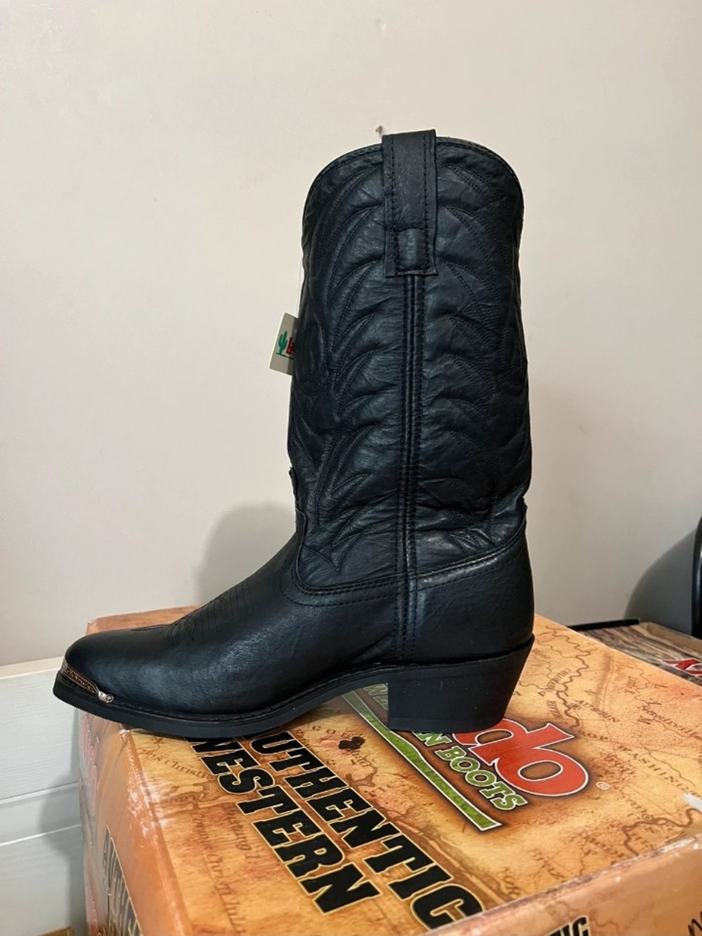 Laredo Black Western Cowboy Boot with Stitch Detail
